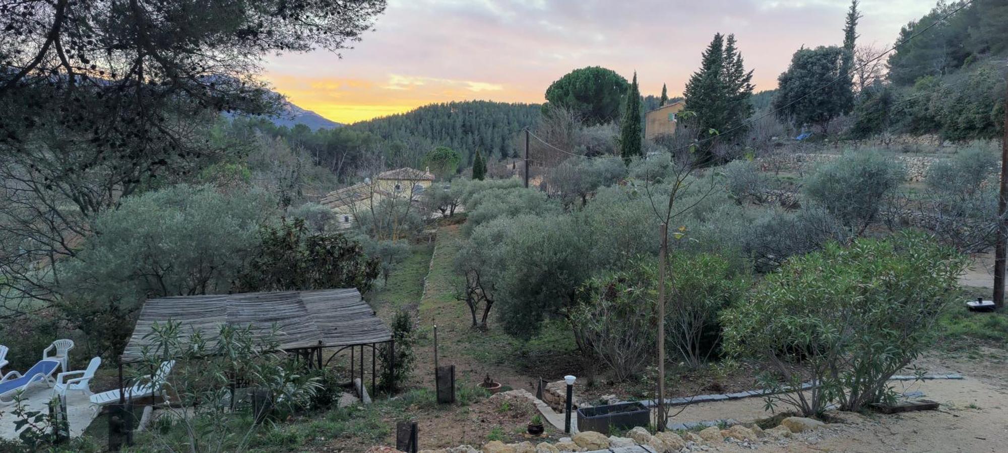 Villa Cigalons En Pleine Pinede Avec Piscine Chauffee De Mai A Septembre Auriol Екстер'єр фото
